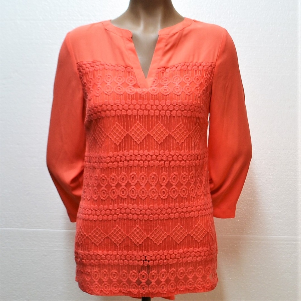 New Directions V-Neck Lace Coral Blouse Sz Medium